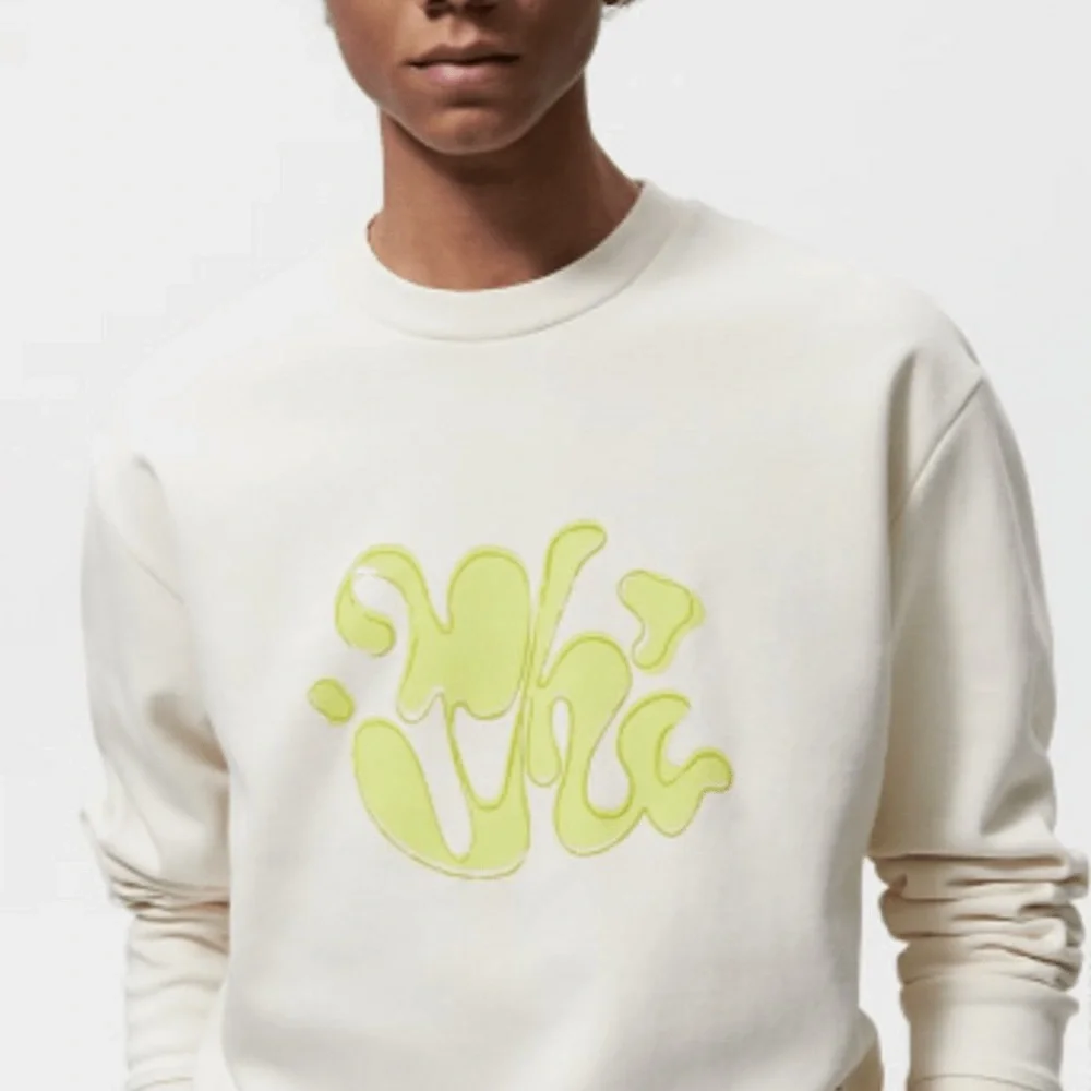 Zara Men oversized ecru sweatshirt.